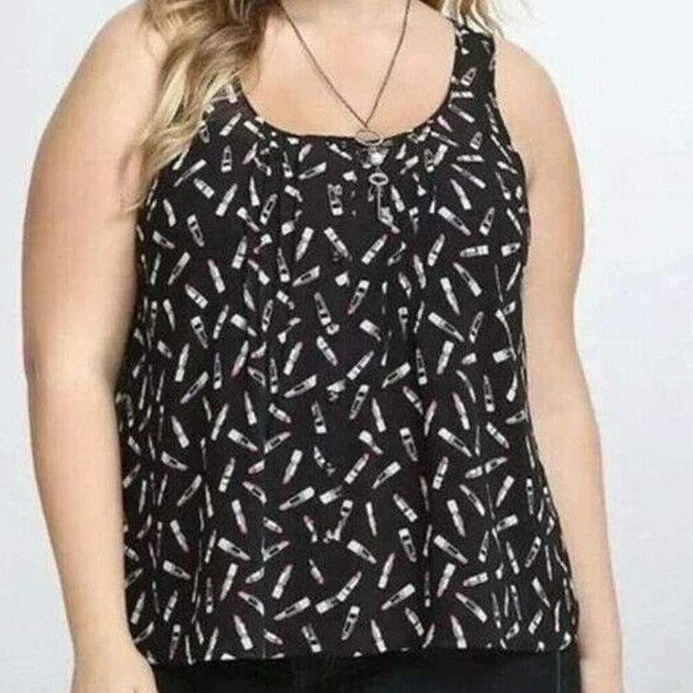Torrid Womens Lipstick Print Tank Top Plus Size 4X Semi Sheer Pintuck Chiffon
